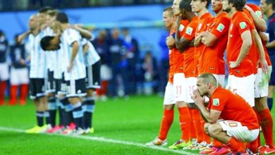 هولندا والأرجنتين.. أفضلية للتانجو وذكريات سيئة للطواحين