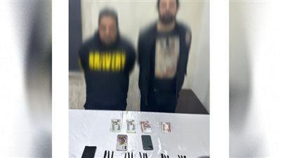 عاطلان يروجان الحشيش على رواد الـ«سناب شات»