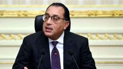 رئيس الوزراء يتابع مشروع تطوير 