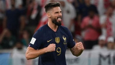 أوليفيه جيرو يقهر رقم تييري هنري التاريخي بعد هدفه في بولندا