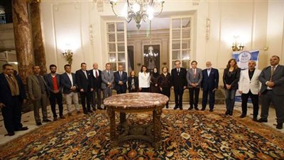 مائدة مستديرة لانقاذ اليمنيين من ألغام الحوثيين