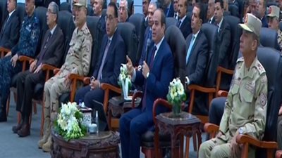 السيسي: 700 مليون جنيه تعويضات اجتماعية لإخلاء مكان محور المحمودية (شاهد)