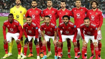 الأهلى بزيه التقليدي أمام الهلال السوداني بدوري الأبطال