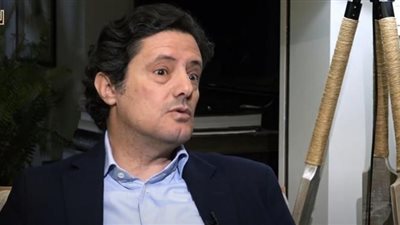 وزير إعلام لبنان يصف بلده بجسد يمشي بلا رأس (شاهد)