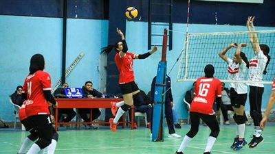الأهلي يواجه الزمالك الليلة في قمة سيدات الطائرة