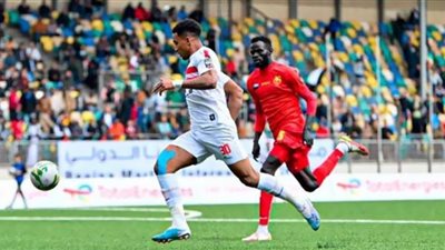 نجم الأهلي السابق: 