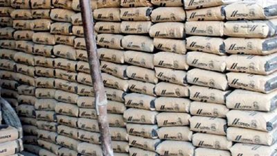المسلح بـ1650 جنيهًا.. أسعار الأسمنت اليوم الإثنين