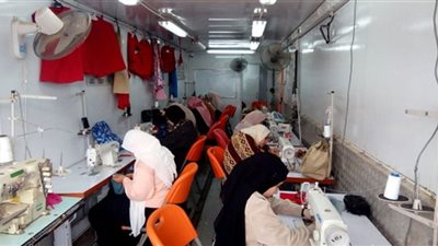 ختام دورة تدريبية للفتيات على مهنة التفصيل والحياكة بالبحيرة
