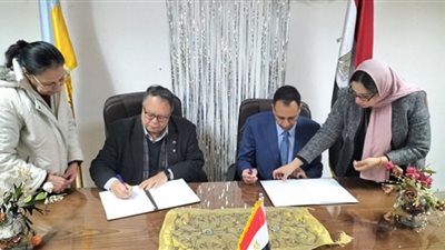 القوى العاملة توقع بروتوكول تعاون للتدريب بمجال تصنيع الأسماك بالإسكندرية