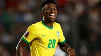 فينيسيوس يحمل طموحات البرازيل لعبور كوريا الجنوبية