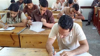 اعتماد جداول امتحانات الدبلومات الفنية 2023