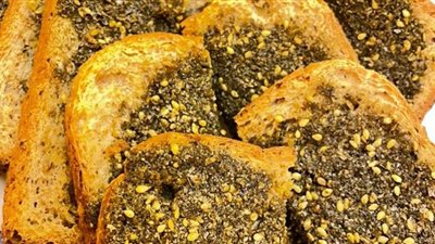 طريقة عمل مناقيش بالتوست في دقائق