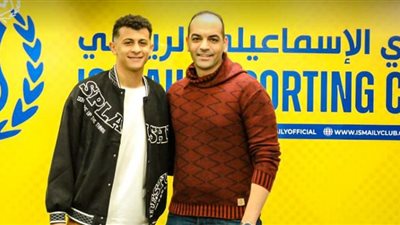 عمر الساعي يجدد عقده مع الإسماعيلي لمدة خمس سنوات