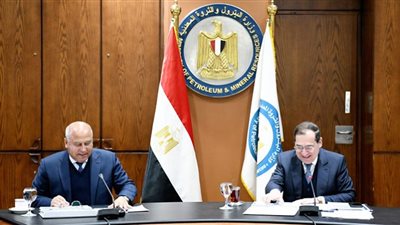 الملا والوزير يبحثان إمداد هيئات وشركات وزارة النقل بالمنتجات البترولية