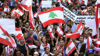 أزمة اقتصادية وفوضى عارمة بـ