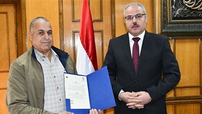 تعيين مدير عام جديد لشؤون الطلاب المركزية بجامعة قناة السويس