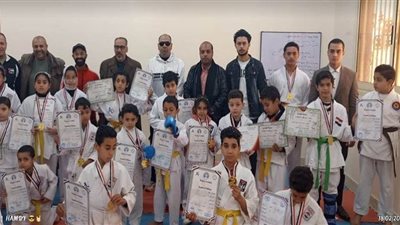 بمشاركة ٣٠ لاعبًا ولاعبة مركز شباب بسنديلة ينظم مسابقة في لعبة الكاراتيه