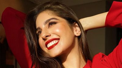 مايان السيد تسحر العيون بالأبيض المثير (صور)