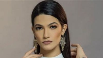 تارا عماد تبرز أناقتها بالأسود