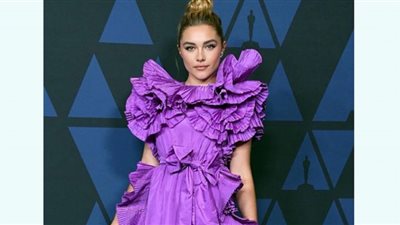 فلورنس بيو بفستان شفاف وشعر مدبب في BAFTA