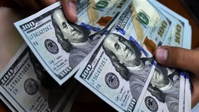 آخر تطورات أسعار الدولار مقابل الجنيه في البنوك الأن