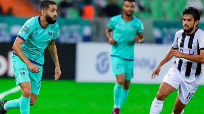 إصابة بودبوز ترعب جمهور أهلي جدة قبل عودة الدوري