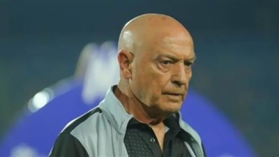 فيريرا يجتمع بلاعبي الزمالك قبل التدريبات