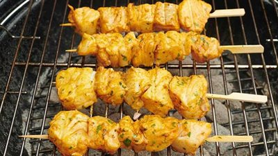 طريقة عمل مكعبات السمك المشوي.. يقي من الزهايمر