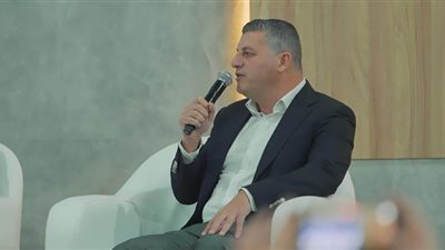 خبراء الرياضة يناقشون صناعة البطل في جلسة 