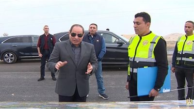 السيسي يكشف سبب ارتفاع تكلفة محاور الجيزة.. فيديو