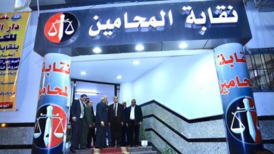نقيب المحامين يتفقد الأندية ويتابع منظومة طباعة الكارنيهات بالفرعيات