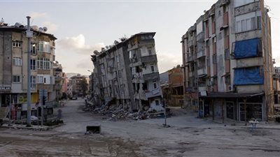 زلزال تركيا .. أنقرة تُواصل حملة الاعتقالات
