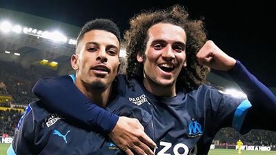 أوناحي على مقاعد بدلاء مارسيليا ضد باريس سان جيرمان