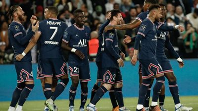 باريس سان جيرمان يضرب مارسيليا بثلاثية نظيفة ويبتعد بصدارة الدوري الفرنسي