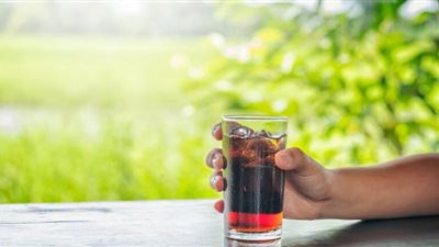 المشروبات الغازية تزيد من مستويات هرمون التستوستيرون عند الرجال