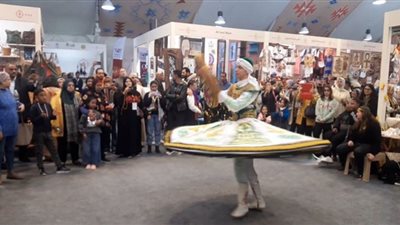 مصر بتتكلم حرفي .. إقبال كبير على أجنحة وزارة الثقافة في معرض ديارنا