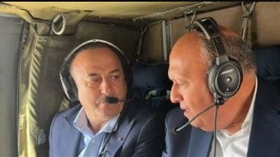 وزير الخارجية يتفقدُ المناطق المنكوبة في تركيا بالهليكوبتر