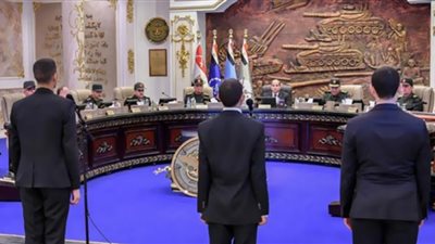الرئيس السيسي يشهد اختبارات المتقدمين للالتحاق بعدد من الوظائف بوزارة النقل