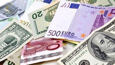 الفرنك السويسري بـ 32.69 جنيهًا.. أسعار العملات الأجنبية بالبنوك اليوم