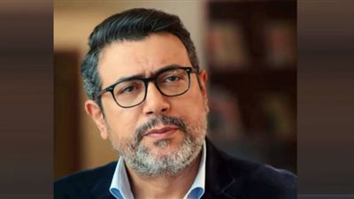 أحمد وفيق بشخصية أبو العزم في 