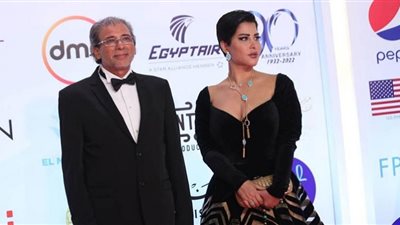 سره الباتع.. شمس الكويتية بلوك جديد مع خالد يوسف
