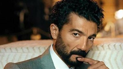 خالد النبوي يقدم 