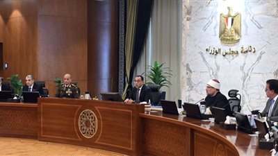 الحكومة تُقرر عودة العمل بنظام التوقيت الصيفي