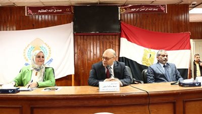 انطلاق الدورة التدريبية الأولى لمبادرة طلاب من أجل المناخ بجامعة المنصورة