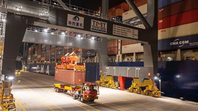 تفاصيل استقبال محطة تحيا مصر السفينة CMA CGM THAMES بحمولة 10 حاويات