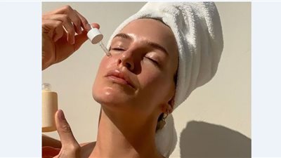 سيروم طبيعي للبشرة يغنيكِ عن الفيلر