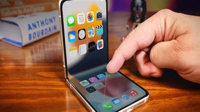 متى ستصدر Apple أول هاتف ذكي قابل للطي
