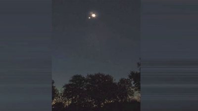 حدث فلكي استثنائي الليلة.. الزهرة يعانق المشترى