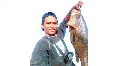 فى مطروح: انحسار غريب وظهور أسماك سامة