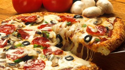 حضري بيتزا بالدجاج محسوبة السعرات للرجيم